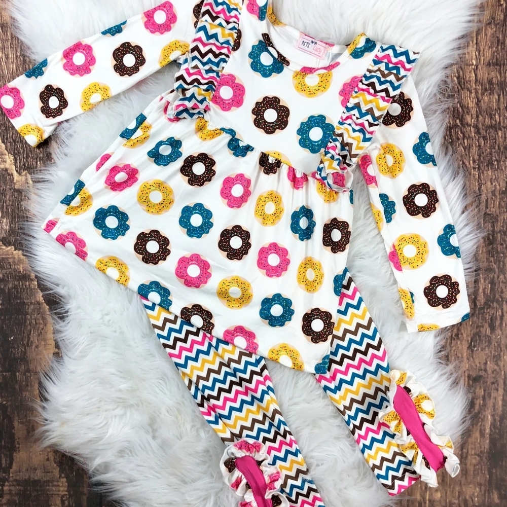 Pete+Lucy Girl Donuts Pant Set